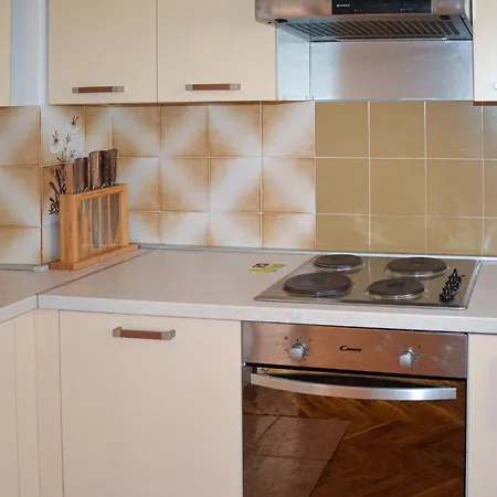 3 Bedroom Cozy In * Malinska